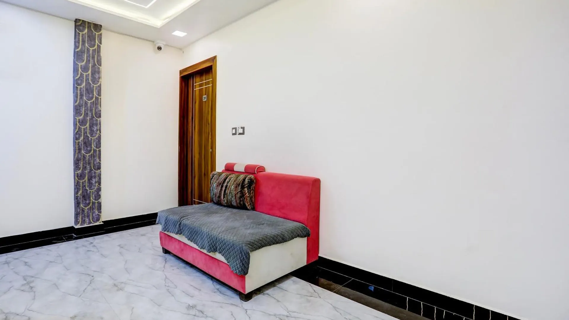 Hotel O Lakshya Palace Agra   Agra (Uttar Pradesh)